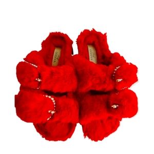 Comfortable Red Faux Fur Slippers Sz 8